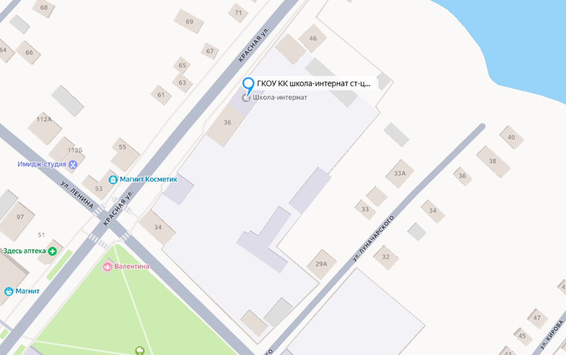 Краснодарский край, Кореновский р-он, ст-ца Платнировская, ул.Красная 36.